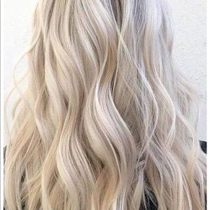 Meet your Posher, Angelika